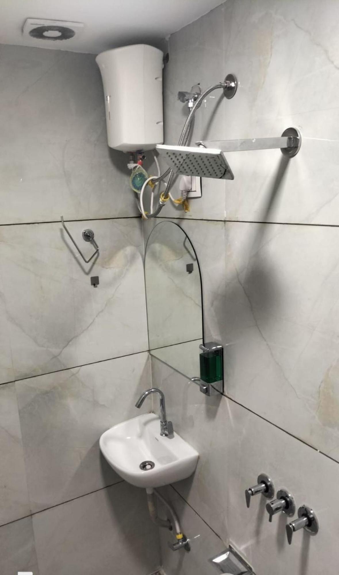 Earth Inn, Subhash Bridge, Rto Circle,